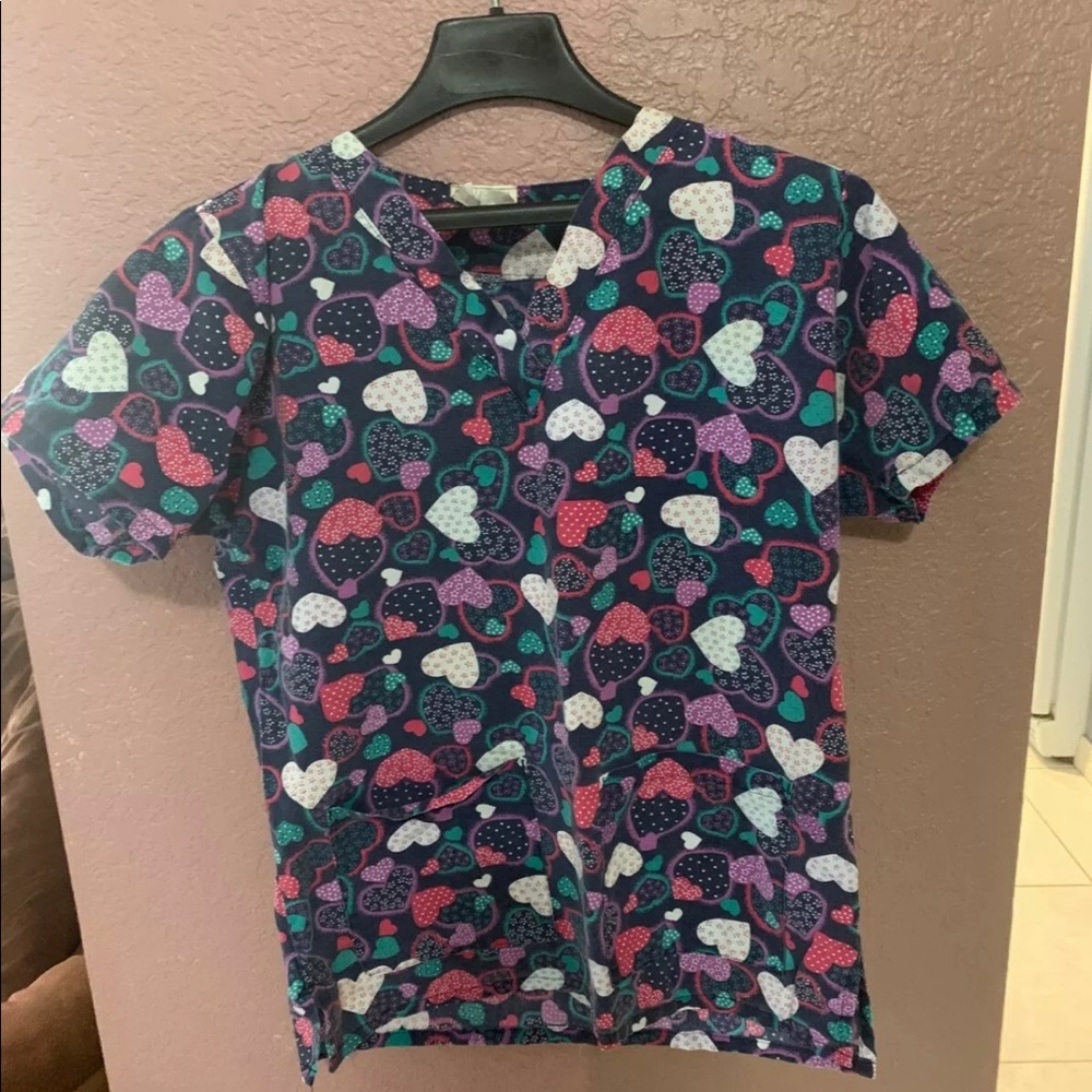 Women's Oltex Size S Heart Scrub Top With Pockets